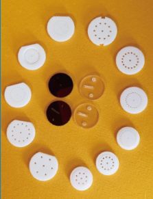 مكبس وصمام من السيراميك الطبي